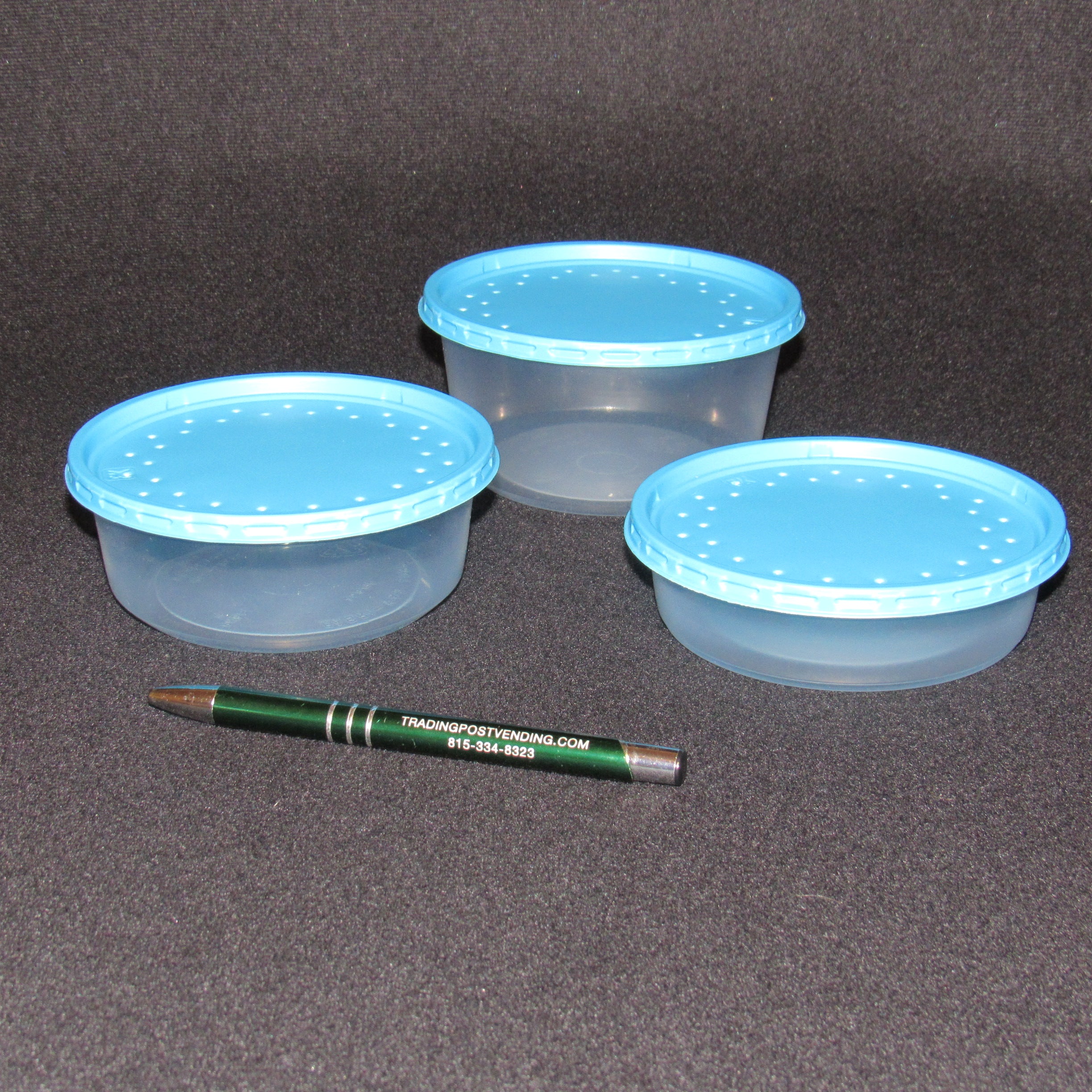 50 - 16 oz blue bait cups with top vented blue plastic lids for a 4.5  Fabri-Kal bait cup.